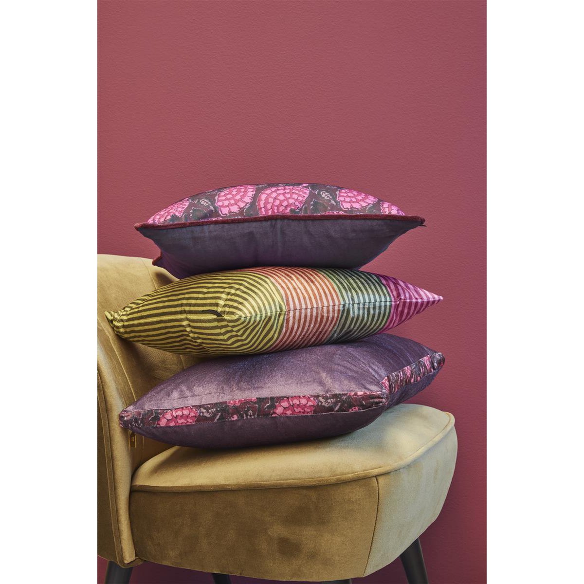 KAAT Amsterdam Boline Sierkussen - 40x60 cm - Aubergine