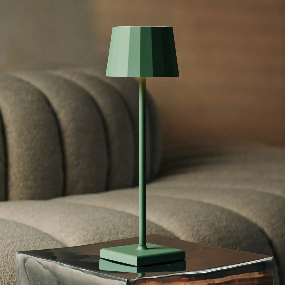 Wouter salie groen oplaadbare tafellamp-draadloos opladen, dimable, 120 uur batterijduur