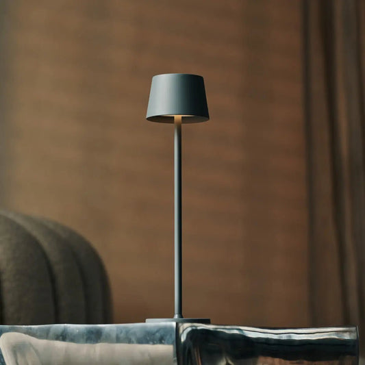 Vondel Mini Mouse Grijs Oplaadbare en draadloze lamp Perfect voor de horeca -industrie - draadloos oplaadbaar via laadstation