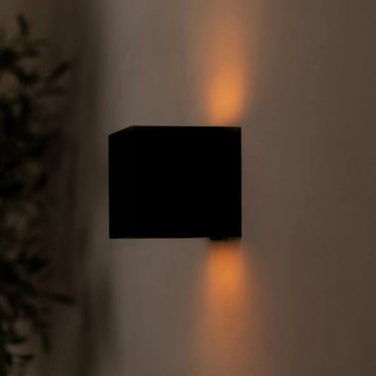 Zandzwarte vierkante wandlamp | Oplaadbare, dimbare en draadloze verlichting