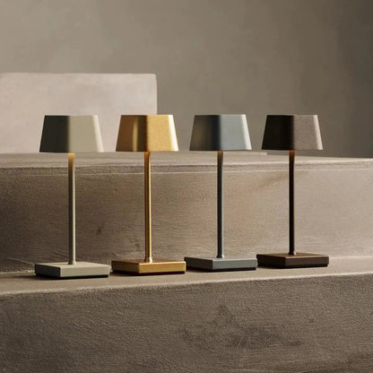 Sarphati Mini Gold draadloze tafellamp - draadloos oplaadbaar via laadstation, dimbare lamp en 3 lichtmodi