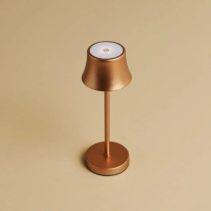 De Pijp Mini koper oplaadbare tafellamp - Draadloos opladen, dimbare lamp en 3 lichte kleuren