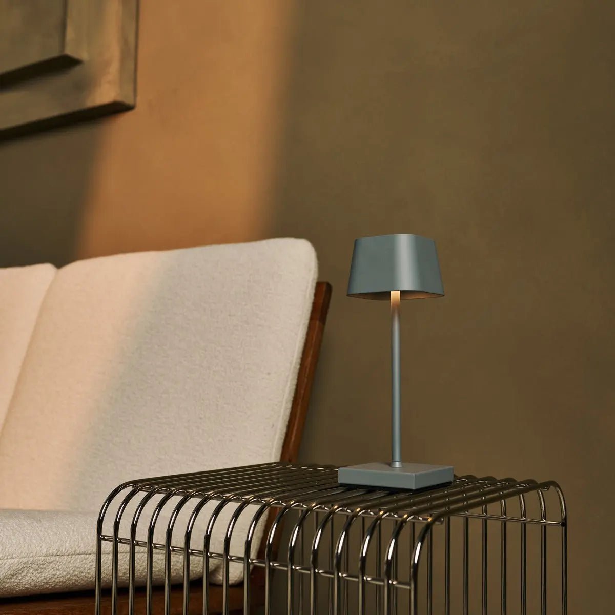 Sarphati Mini Mouse Gray Draadloze tafellamp - draadloos oplaadbaar via laadstation, dimbare lamp en 3 lichtmodi